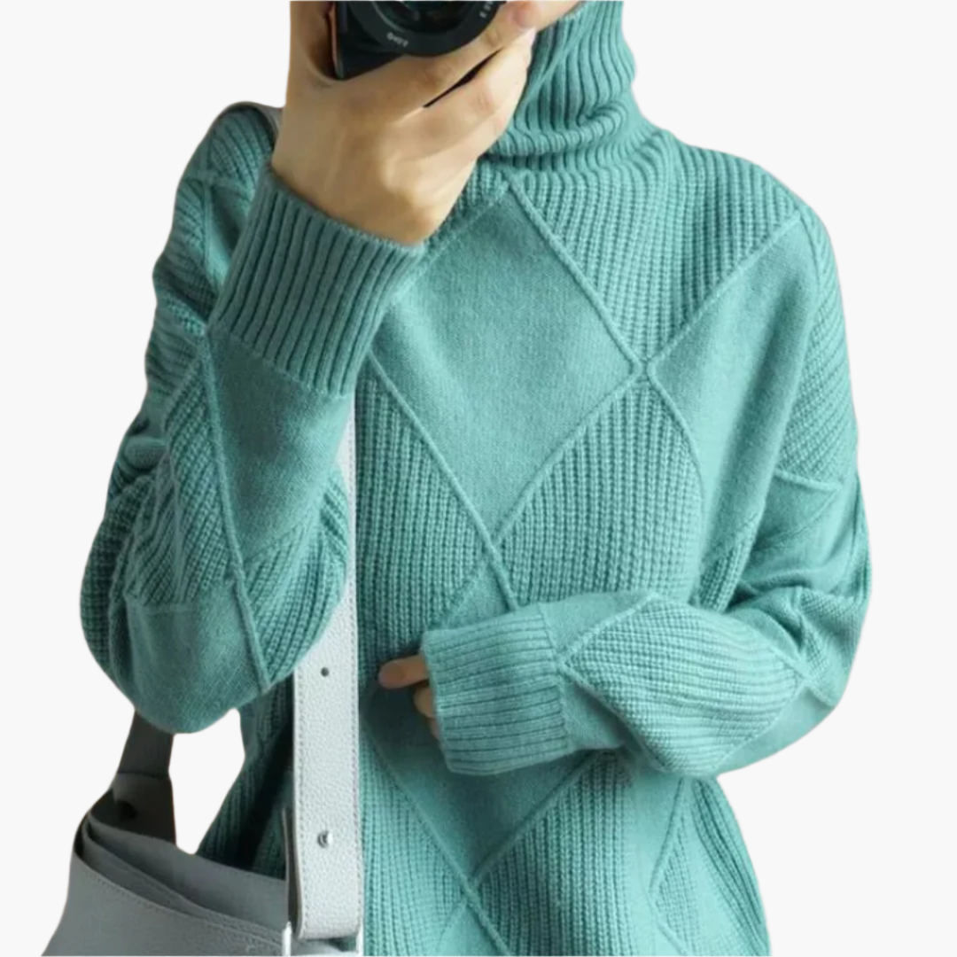 Women's Modern Geometric Knit Turtleneck Sweater - Relaxed Chic Pullover for Everyday Style