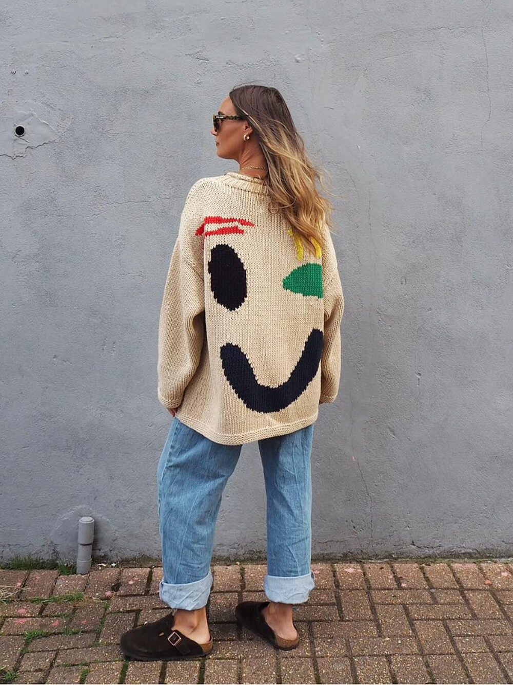 Women's Smiley Face Oversized Knit Jumper – Playful Casual Sweater for Everyday Comfort