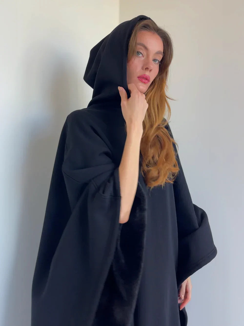 Women's Oversized Hoodie Blanket – Cozy Relaxation Wear