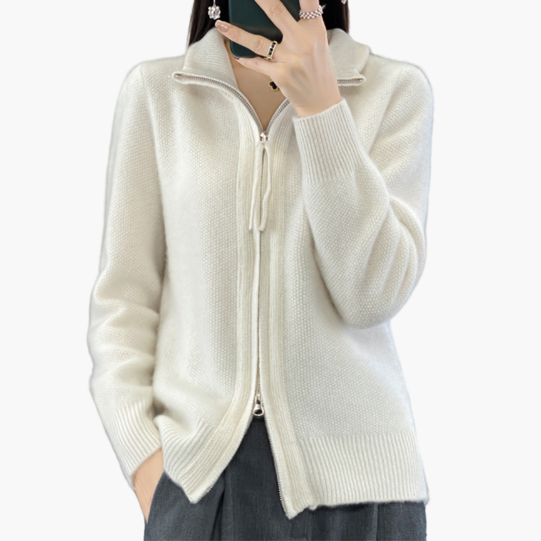 Women's Classic Zip-Up Cardigan Sweater – Elegant Everyday Layer