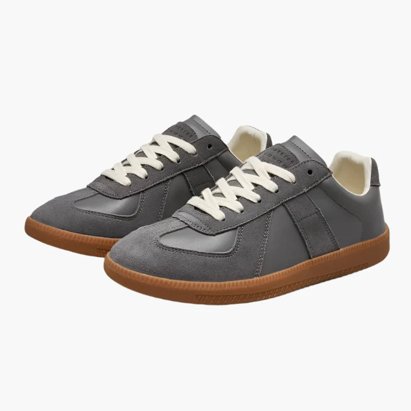 Men's Retro Casual Sneakers for Everyday Wear with Durable Sole