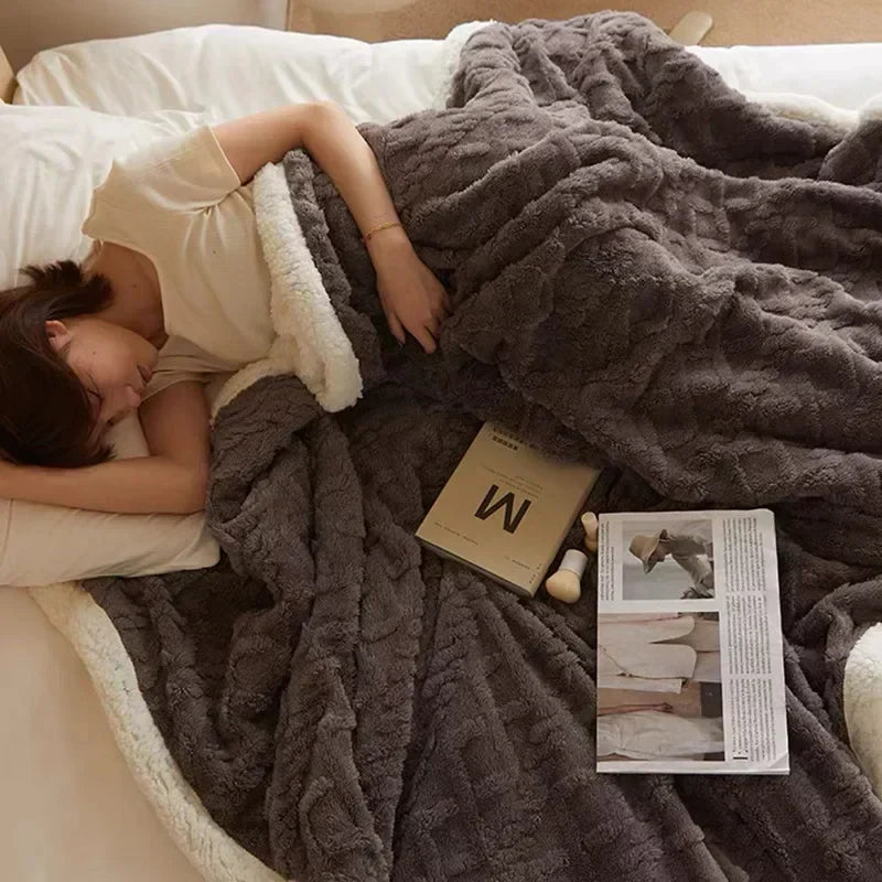 Luxury Plush Winter Blanket for Ultimate Comfort and Warmth