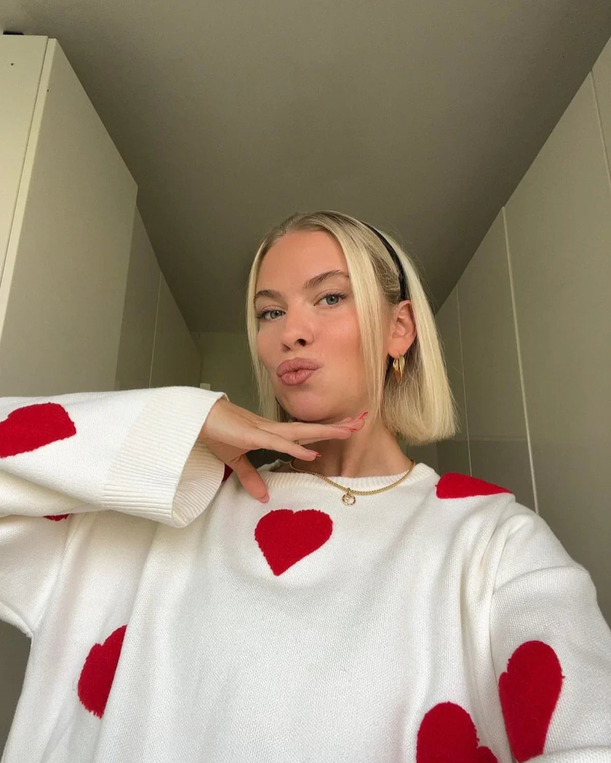 Women's Oversized Comfy Heart Print Lounge Sweater – Casual Cozy Style