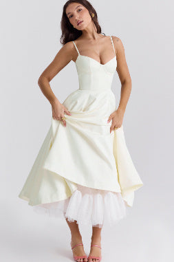 Jade – Slim-fit Corset Dress with Steel Ring