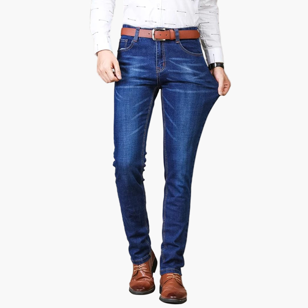 Men's Everyday Stretch Straight Fit Jeans for Work and Casual Wear