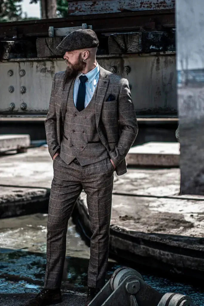 Men's Three-Piece Double Breasted Suit – Classic British Style for Weddings and Special Occasions