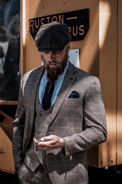 Men's Three-Piece Double Breasted Suit – Classic British Style for Weddings and Special Occasions