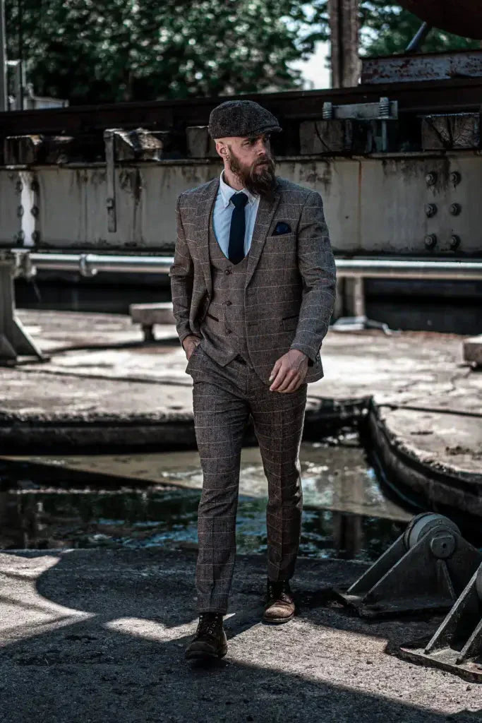 Men's Three-Piece Double Breasted Suit – Classic British Style for Weddings and Special Occasions