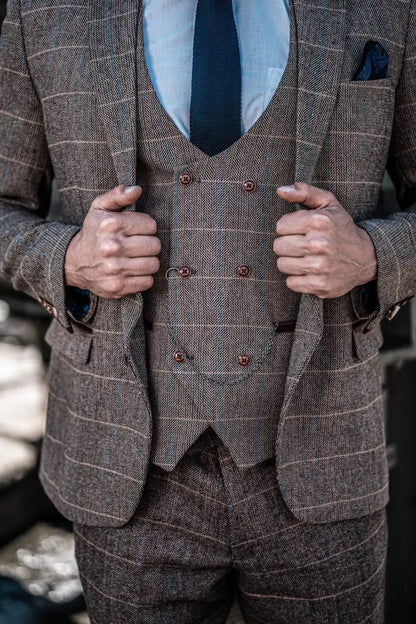 Men's Three-Piece Double Breasted Suit – Classic British Style for Weddings and Special Occasions