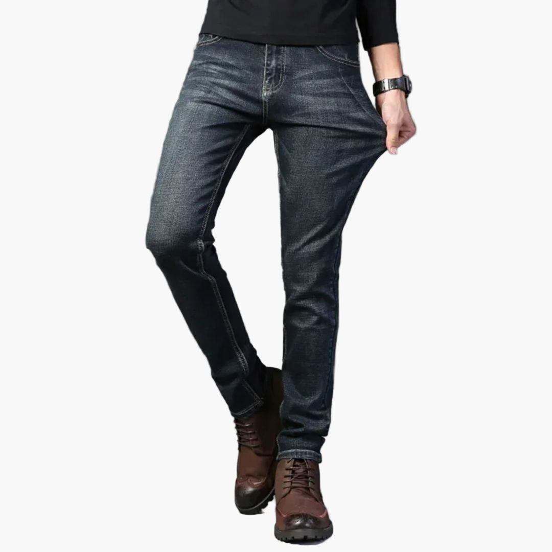 Men's Classic Slim Traveler Jeans - Stylish Straight Fit Denim for Everyday Comfort