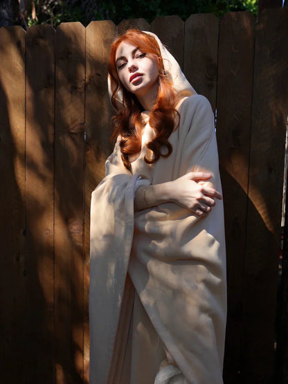 Women's Oversized Hoodie Blanket – Cozy Relaxation Wear