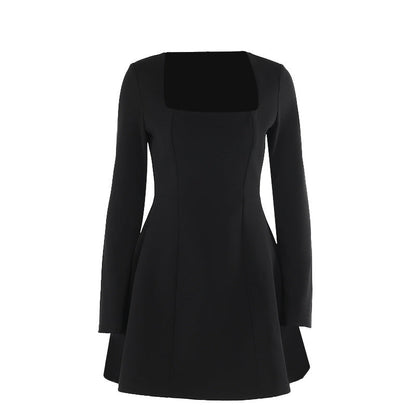 Marie – Slim Fit Square Collar Long Sleeve Dress