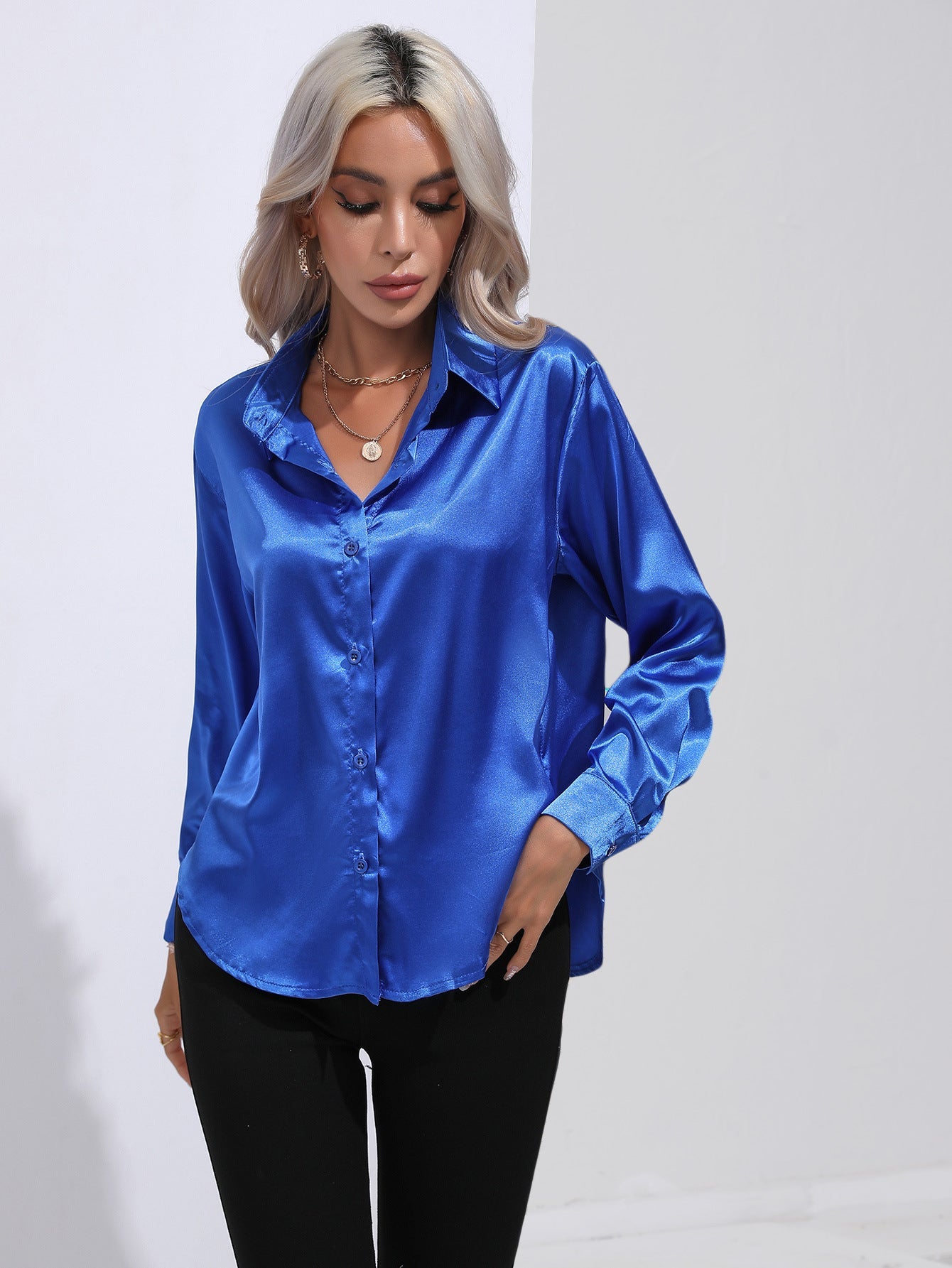 Harriet – Elegant Women's Satin Shirt