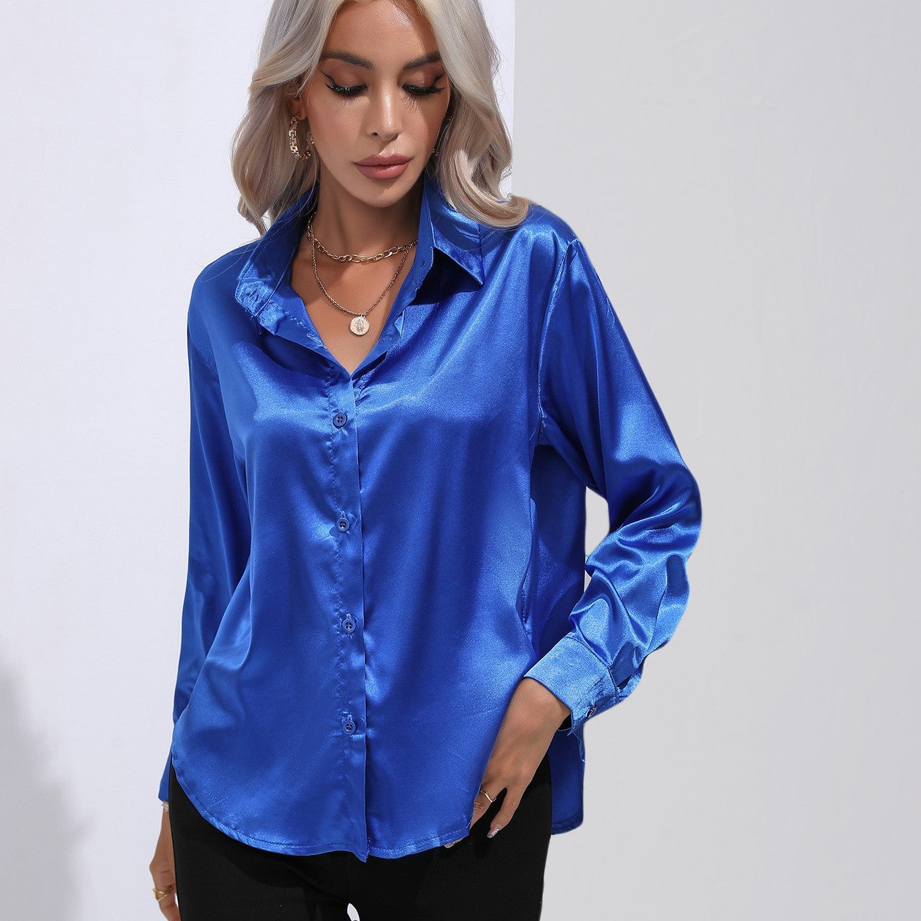 Harriet – Elegant Women's Satin Shirt