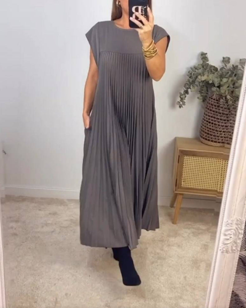 Emily – Short Sleeve Pleated Long Dress