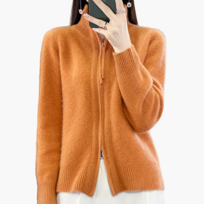 Women's Classic Zip-Up Cardigan Sweater – Elegant Everyday Layer