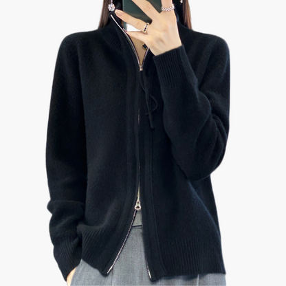 Women's Classic Zip-Up Cardigan Sweater – Elegant Everyday Layer