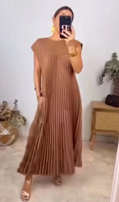 Emily – Short Sleeve Pleated Long Dress