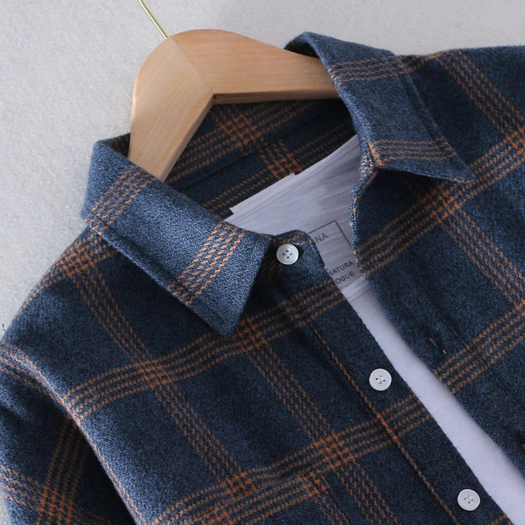 Men's Classic Checked Casual Button-Up Shirt - Timeless Style for Everyday Wear