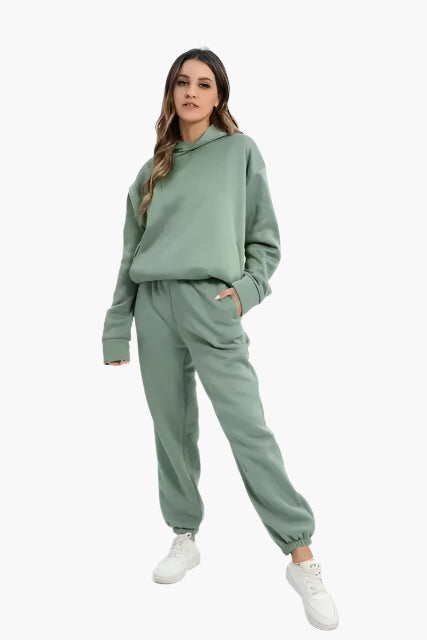 Women's Relaxed Fit Hoodie and Jogger Lounge Set – Casual Winterwear, Cozy Two-Piece Outfit
