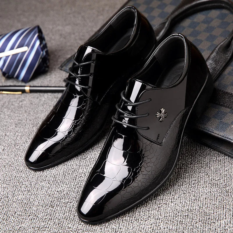 Men's Classic Pointed Toe Oxford Dress Shoes for Formal Events and Weddings