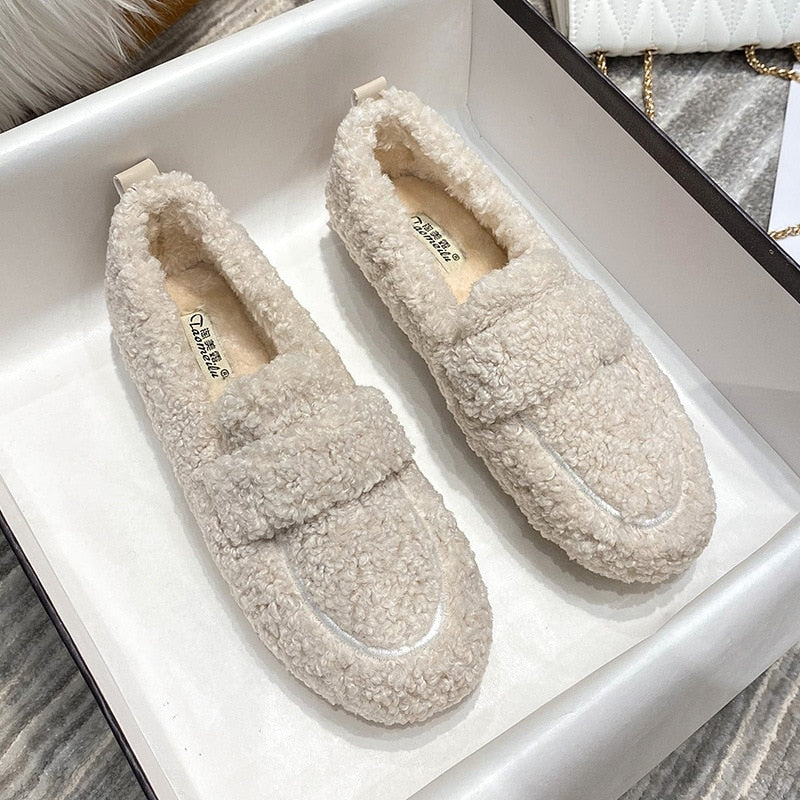Women's Plush Indoor Loafer Slippers – Cozy Home Comfort and Non-Slip Style