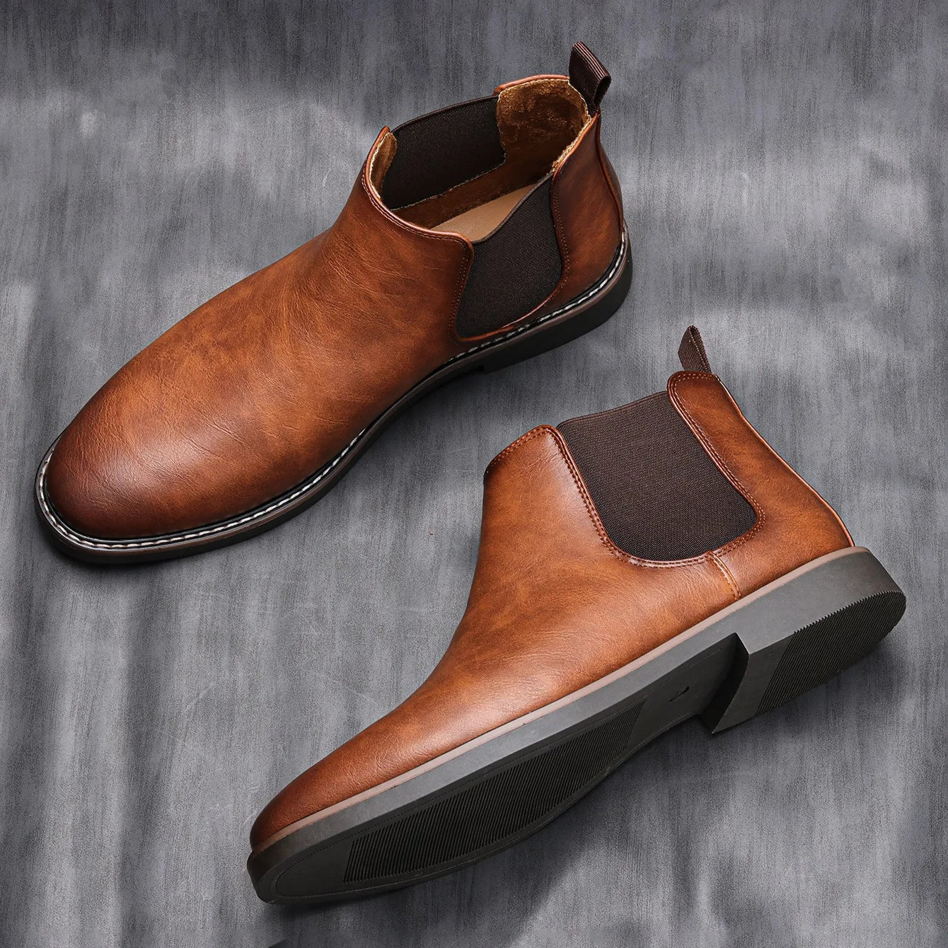 Men's Classic Chelsea Boots for Modern Style and Versatile Use