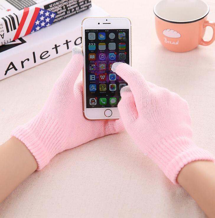 Women's Winter Touchscreen Waterproof Furry Gloves - Stylish Warm Outdoor Handwear
