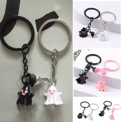 Halloween Ghost Couple Keychain Set – Cute Spooky Accessories for Halloween Parties and Gifts