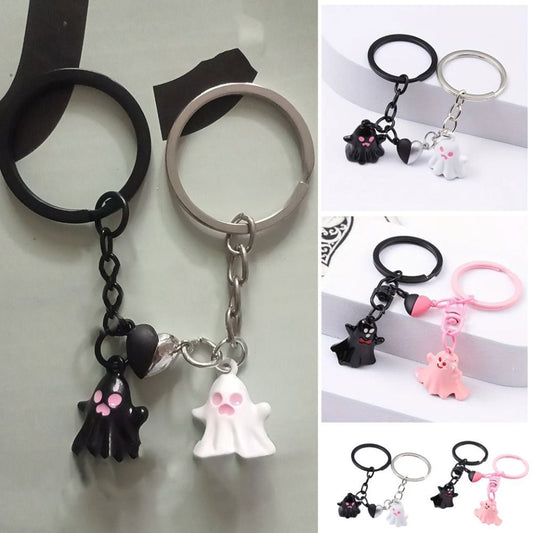 Halloween Ghost Couple Keychain Set – Cute Spooky Accessories for Halloween Parties and Gifts