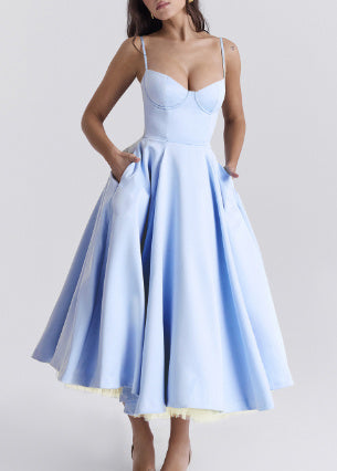 Jade – Slim-fit Corset Dress with Steel Ring