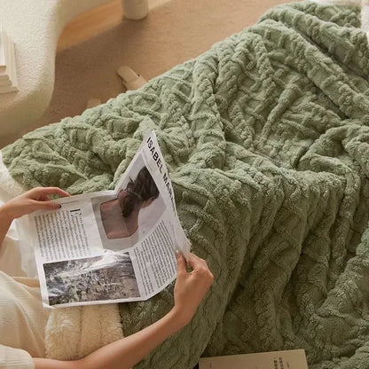 Luxury Plush Winter Blanket for Ultimate Comfort and Warmth