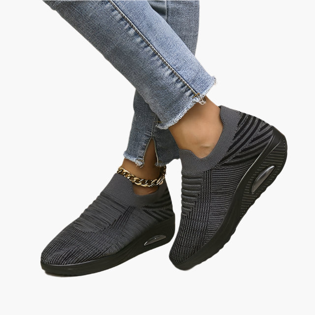 Women's Lightweight Slip-On Sneakers for Everyday Comfort and Style