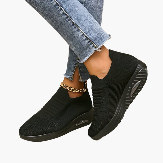 Women's Lightweight Slip-On Sneakers for Everyday Comfort and Style