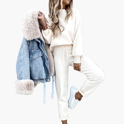 Women's Cozy Lounge Two-Piece Set with Turtleneck Top and High Waist Pants - Relaxed Fit Loungewear